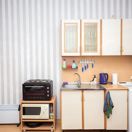 Апартамент Downtown - Compact Cost Flat - 1st Floor